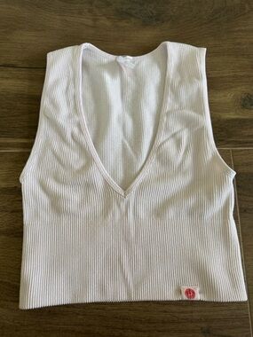 Pure Barre Kinsman Ribbed Deep V Crop Top